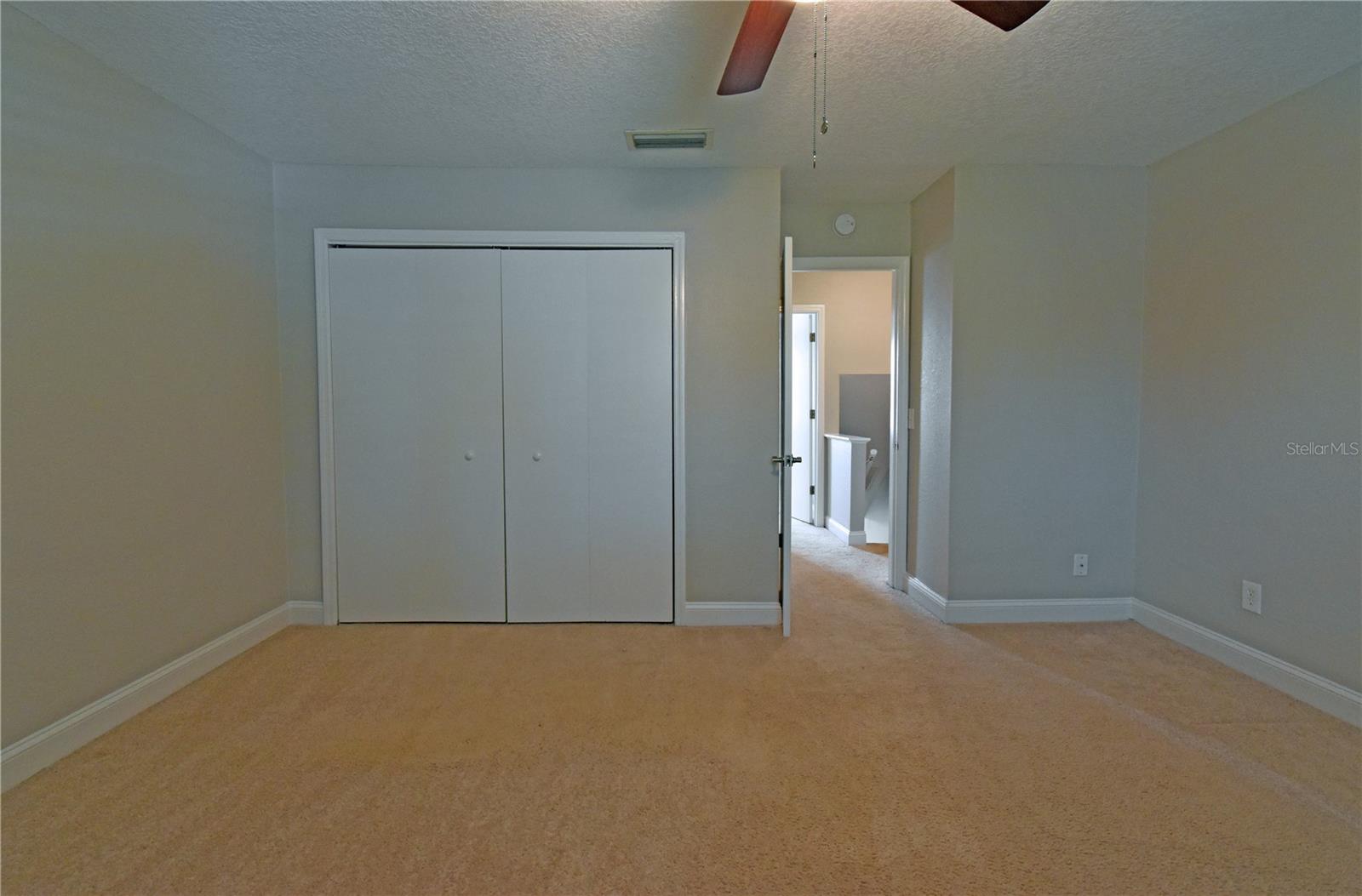 WHISPERING OAKS - Residential Lease