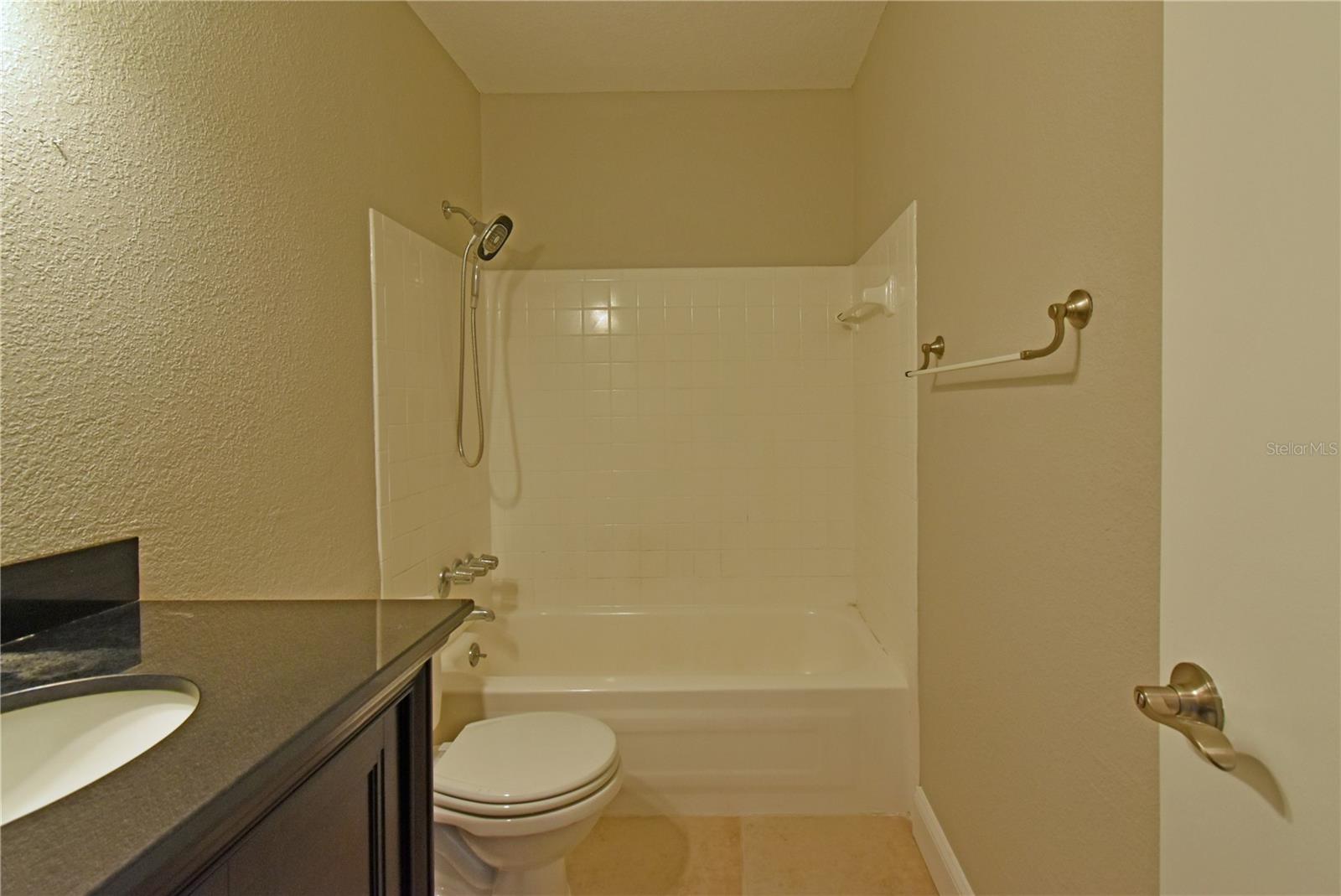 WHISPERING OAKS - Residential Lease