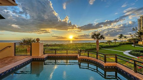 A home in LONGBOAT KEY