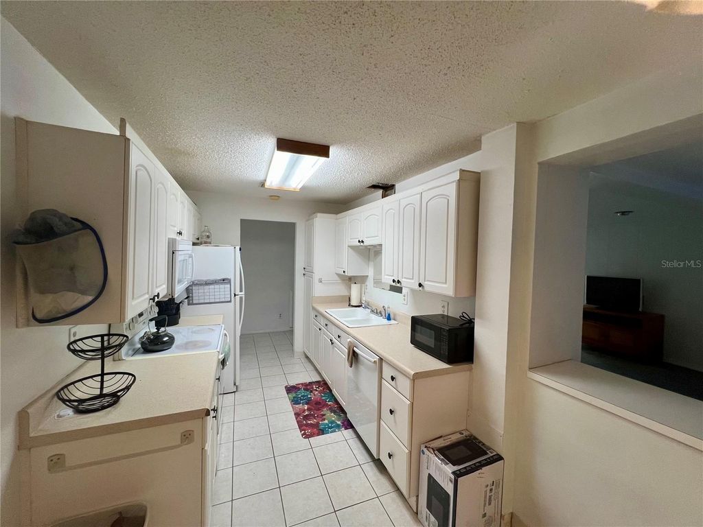 Photo of 5427 95th Terrace N, Pinellas Park, FL 33782 (MLS # TB8464000)