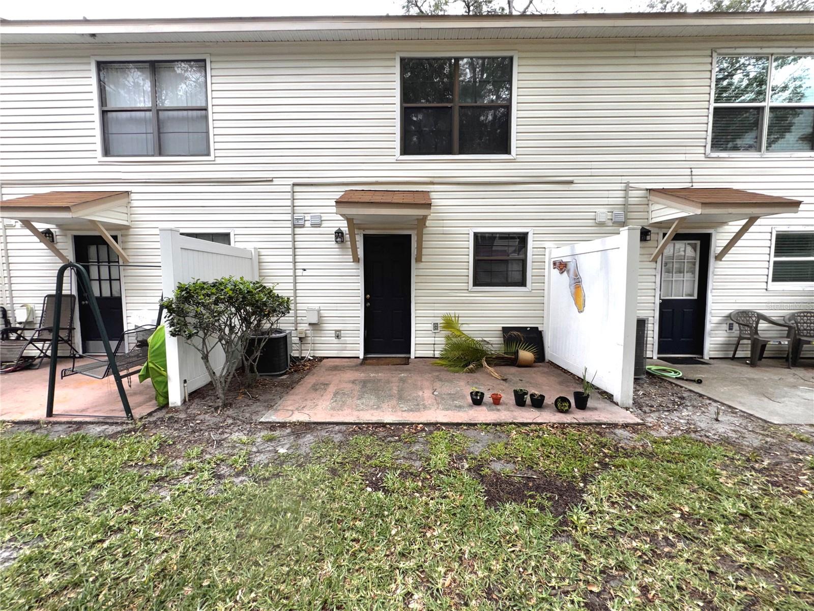 KENTWOOD PARK - Residential Lease