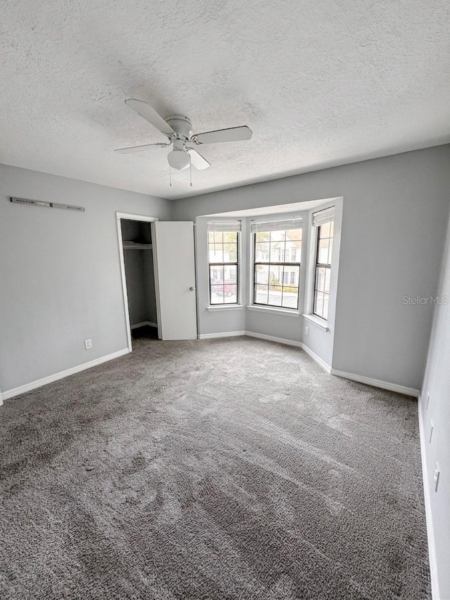 KENTWOOD PARK - Residential Lease