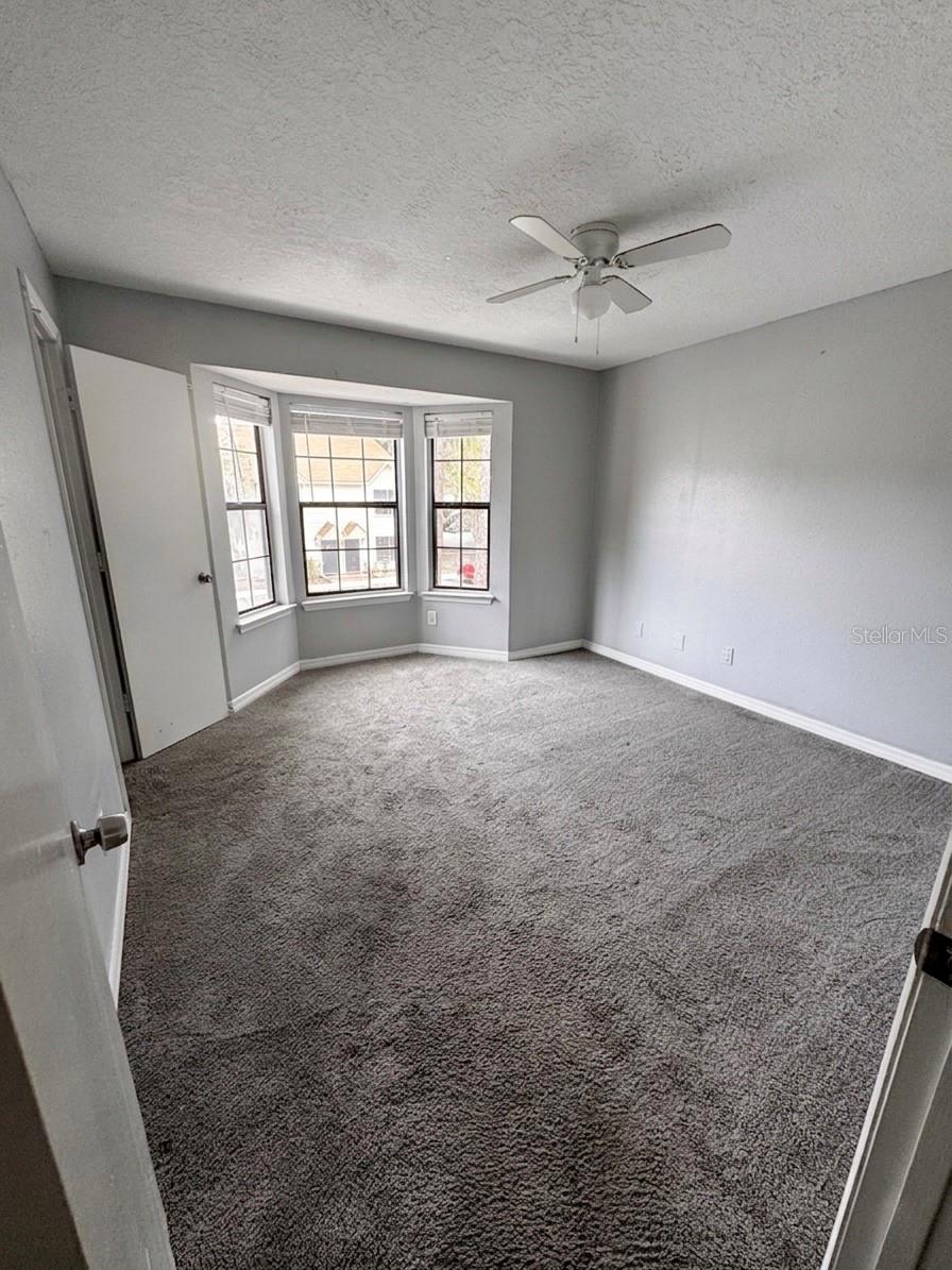 KENTWOOD PARK - Residential Lease