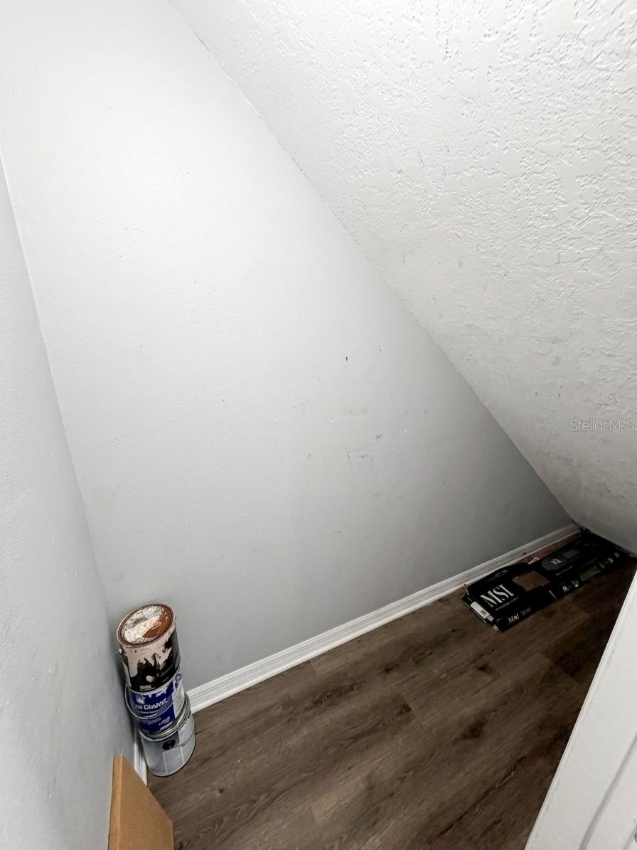 KENTWOOD PARK - Residential Lease