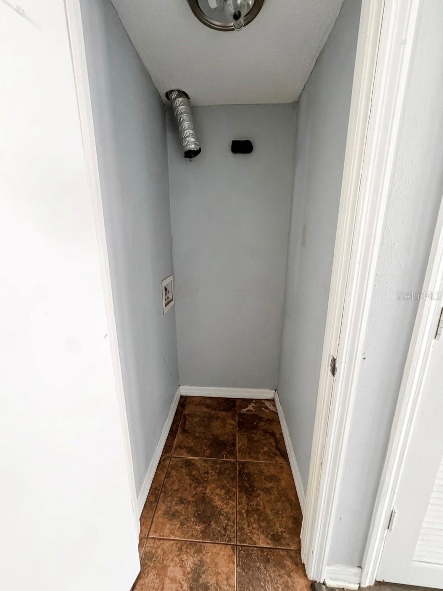 KENTWOOD PARK - Residential Lease