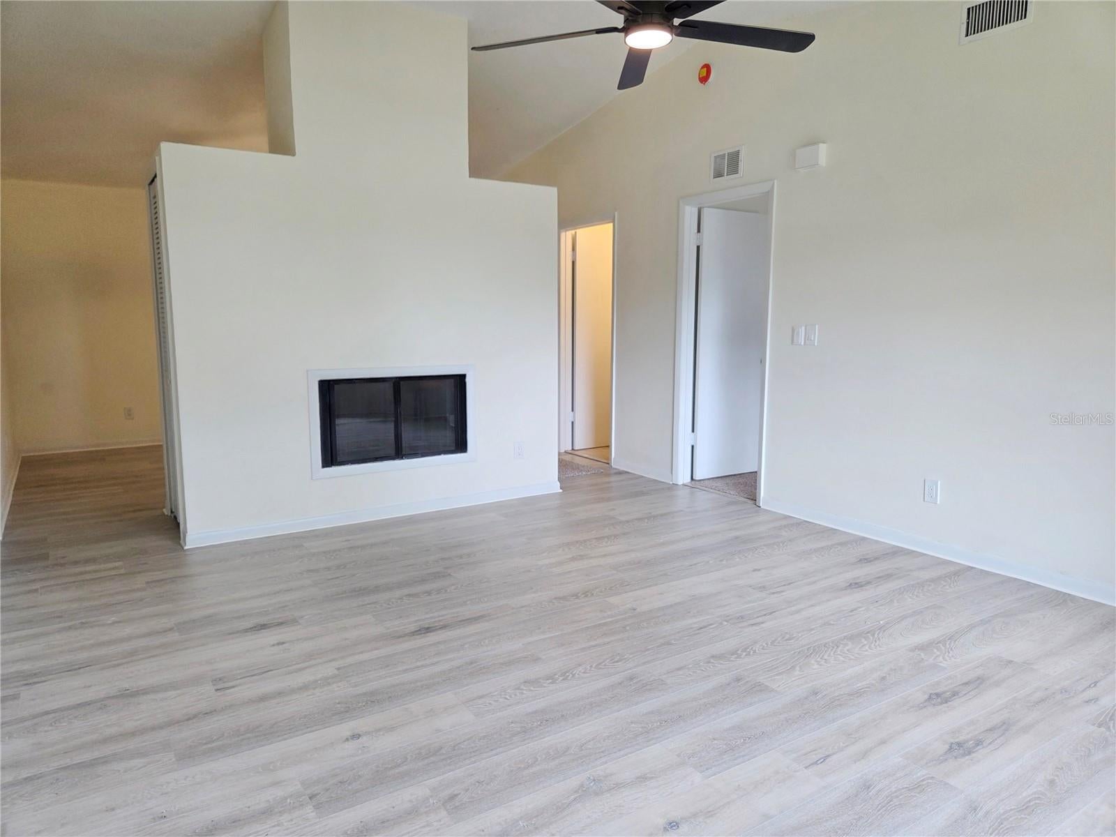 500 AVIATION AVENUE NE