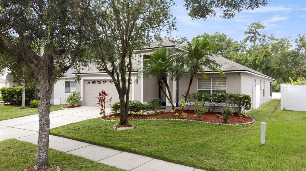 Photo of 18144 Sandy Pointe Drive, Tampa, FL 33647 (MLS # TB8403087)