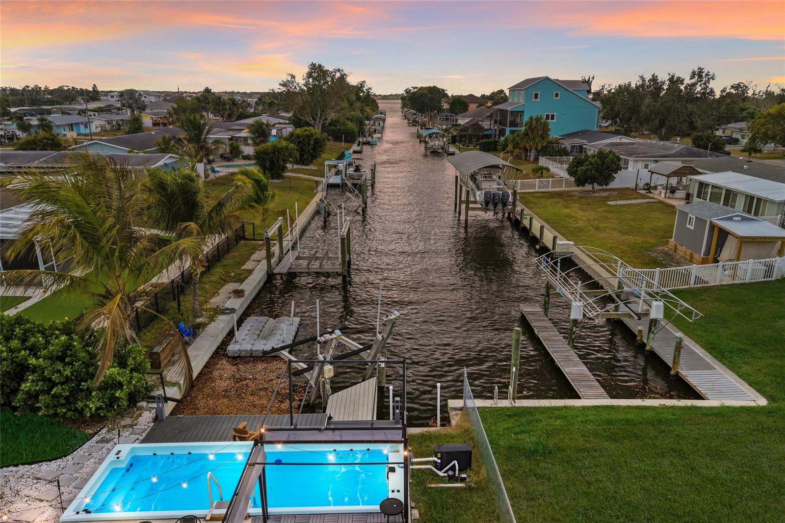 TROPICAL HARBOR SEC 2 - Residential