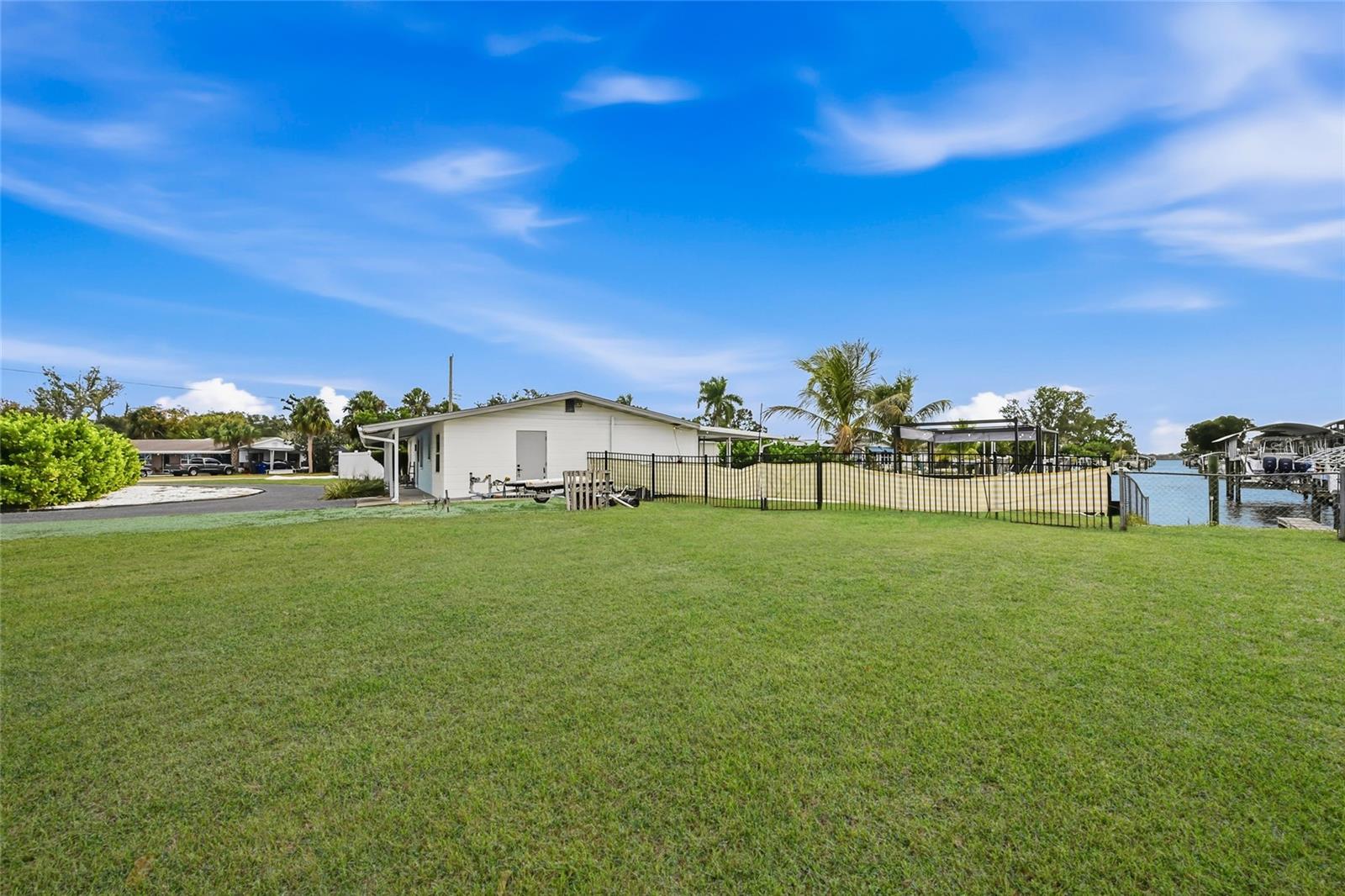 TROPICAL HARBOR SEC 2 - Residential