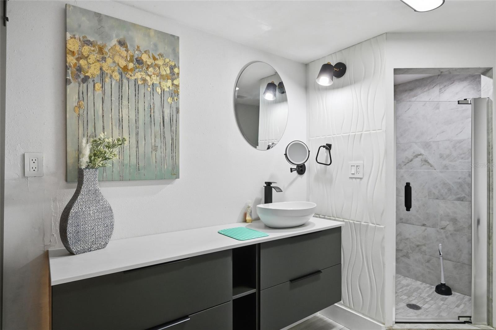 TROPICAL HARBOR SEC 2 - Residential