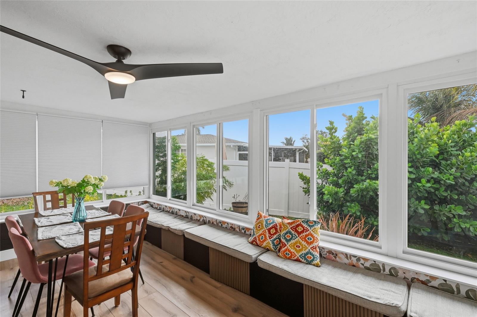 TROPICAL HARBOR SEC 2 - Residential