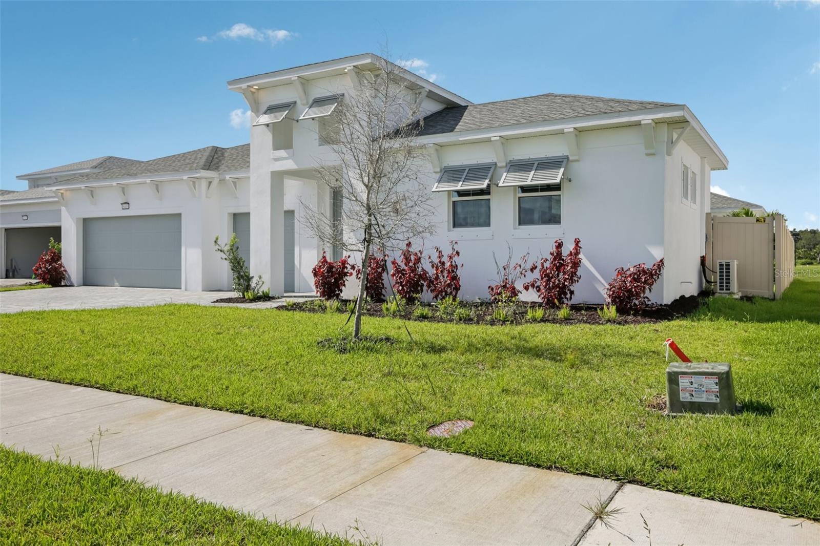 8405 GOLDEN BEACH COURT