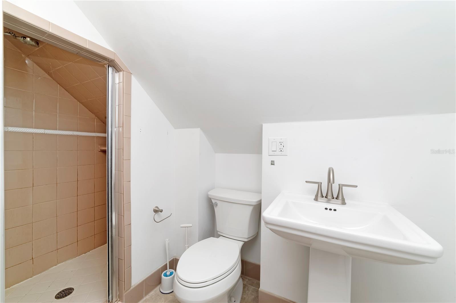 HAMMOCK THE - Residential