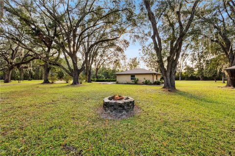 A home in ALACHUA