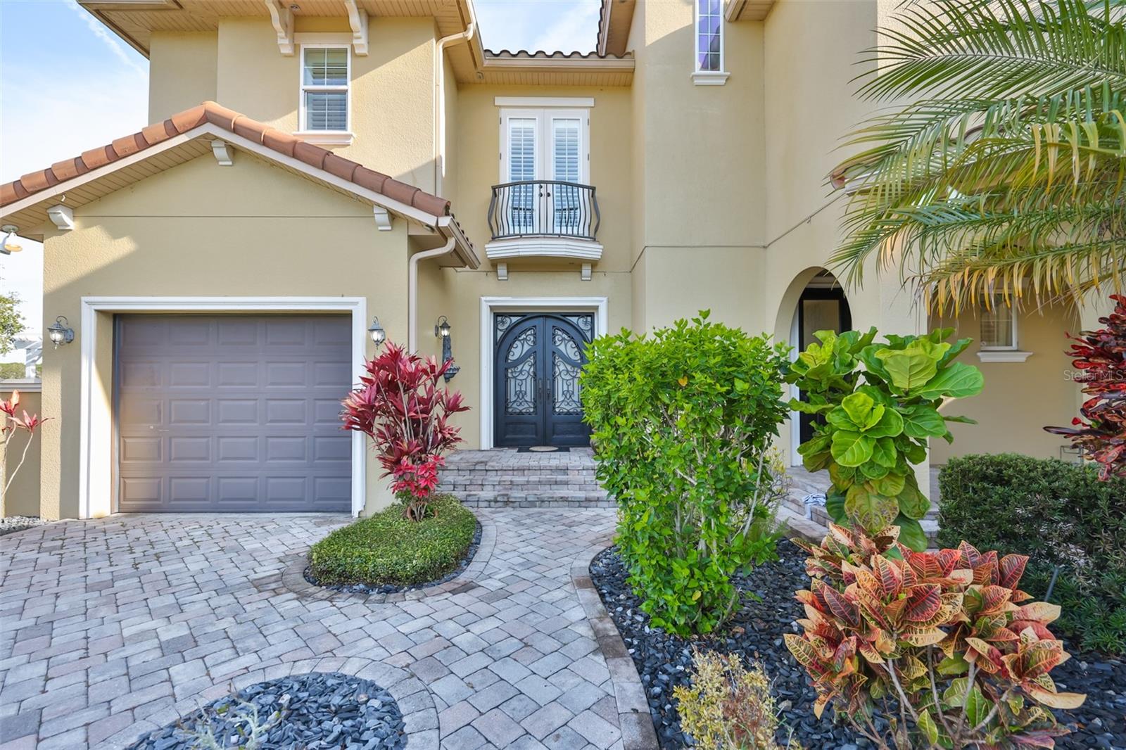 SWAN COVE - Residential