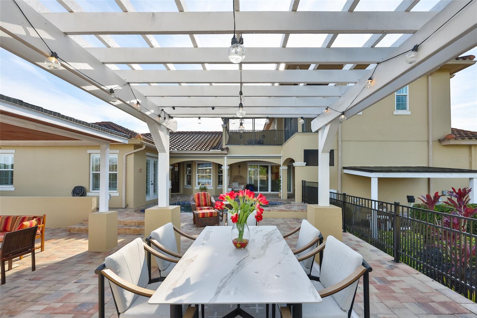 SWAN COVE - Residential