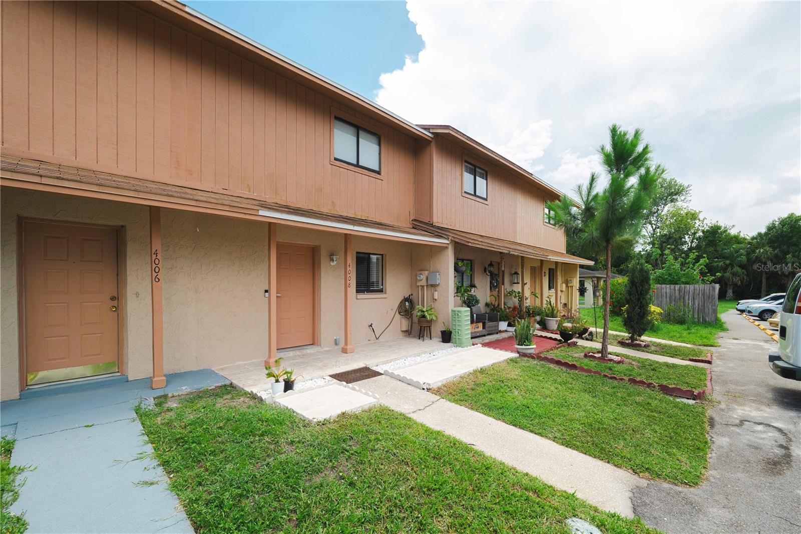 4008 PINE LIMB COURT