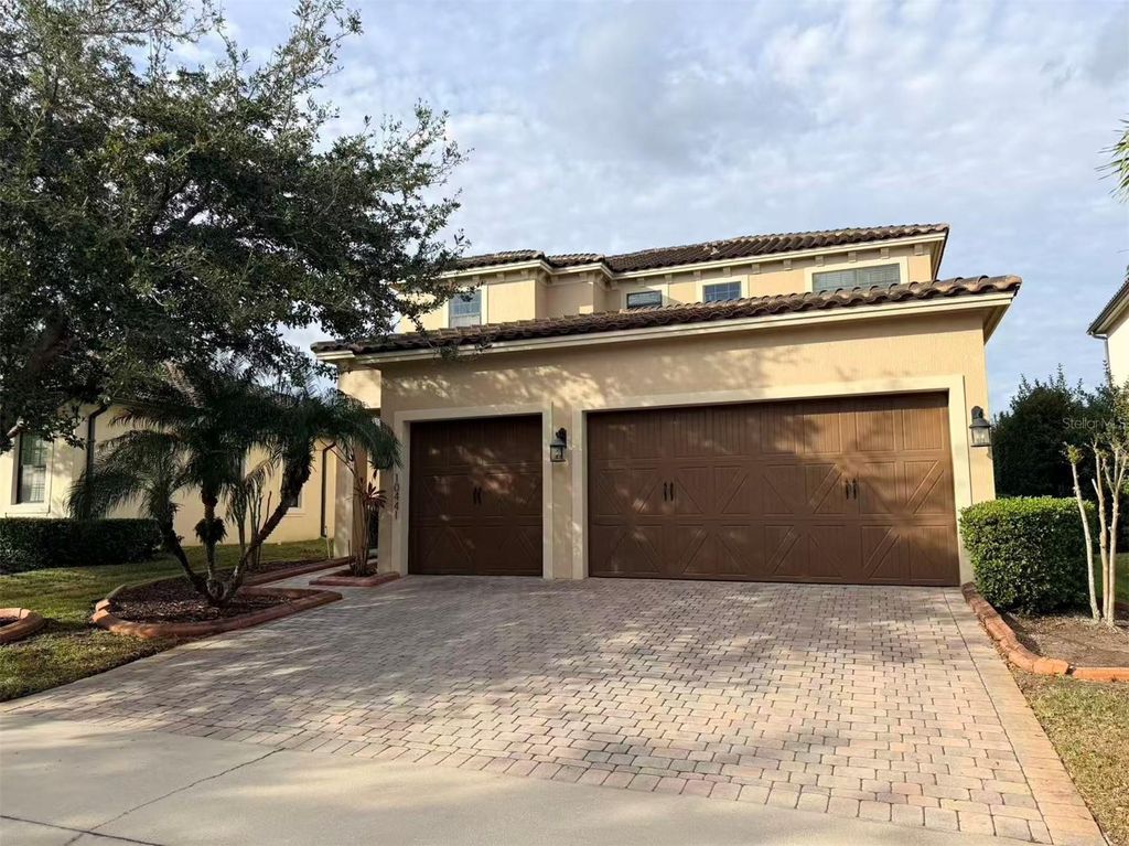Photo of 10441 Stapeley Drive, Orlando, FL 32832 (MLS # O6376827)
