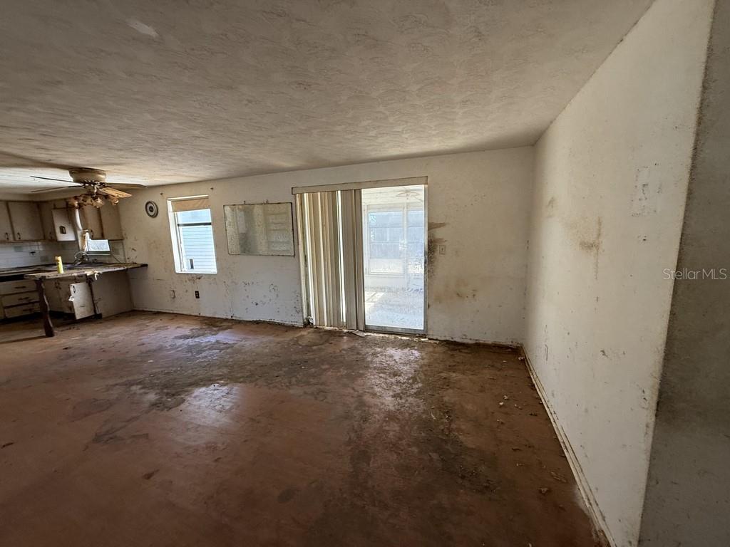 TAHITIAN HOMES - Residential