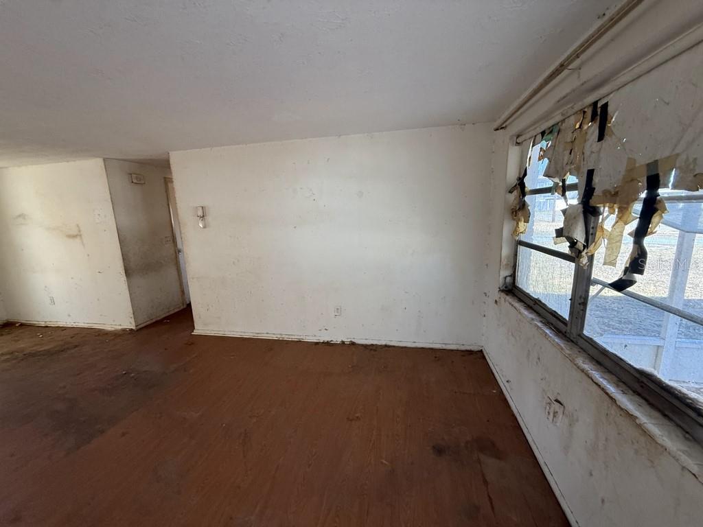 TAHITIAN HOMES - Residential