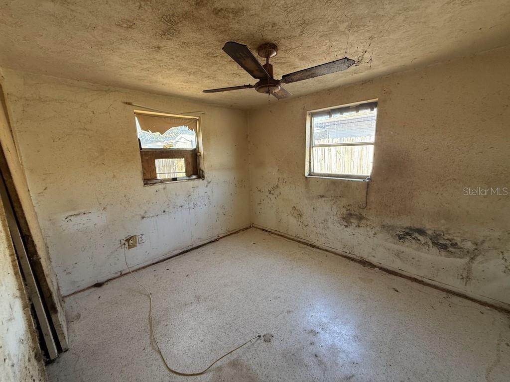 TAHITIAN HOMES - Residential