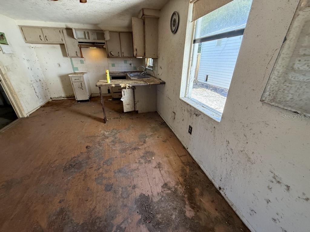 TAHITIAN HOMES - Residential