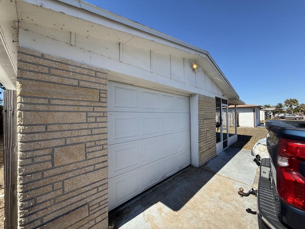 TAHITIAN HOMES - Residential