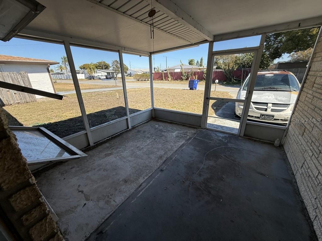 TAHITIAN HOMES - Residential