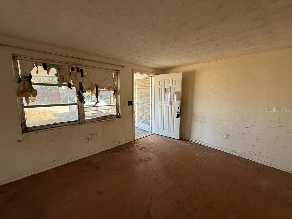 TAHITIAN HOMES - Residential