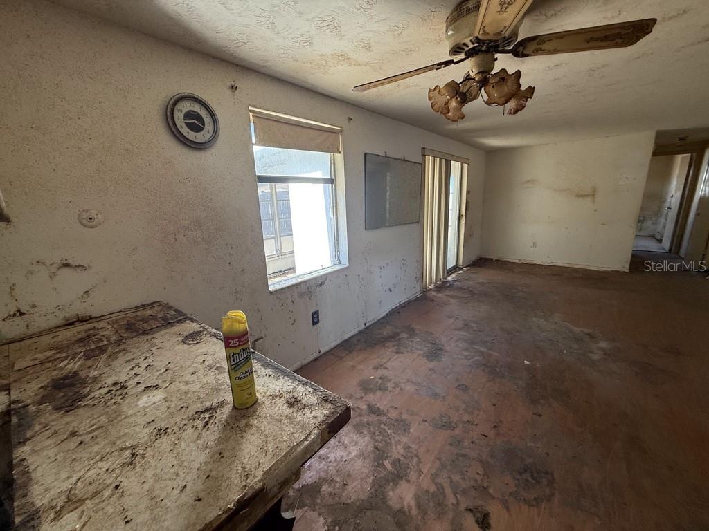 TAHITIAN HOMES - Residential