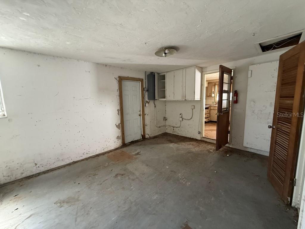 TAHITIAN HOMES - Residential