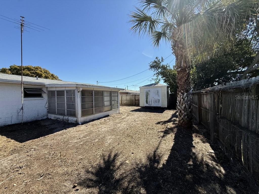 TAHITIAN HOMES - Residential