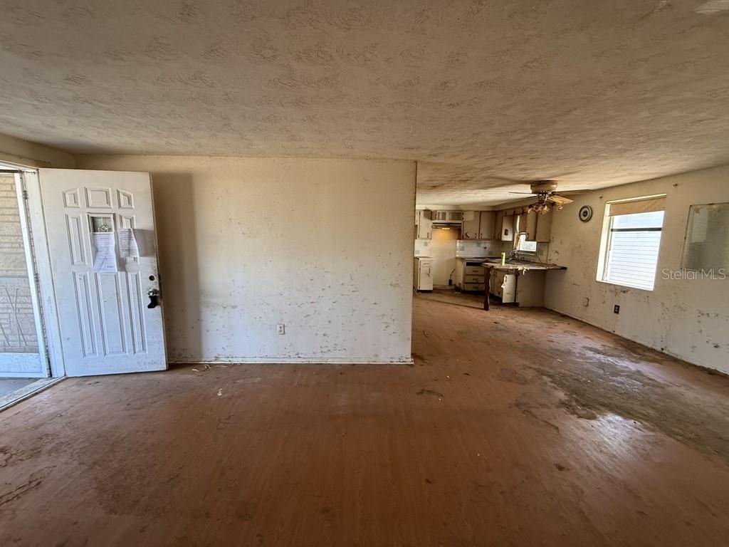 TAHITIAN HOMES - Residential