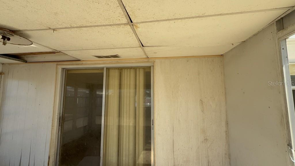 TAHITIAN HOMES - Residential