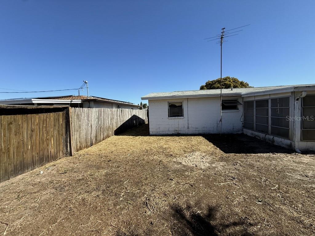 TAHITIAN HOMES - Residential