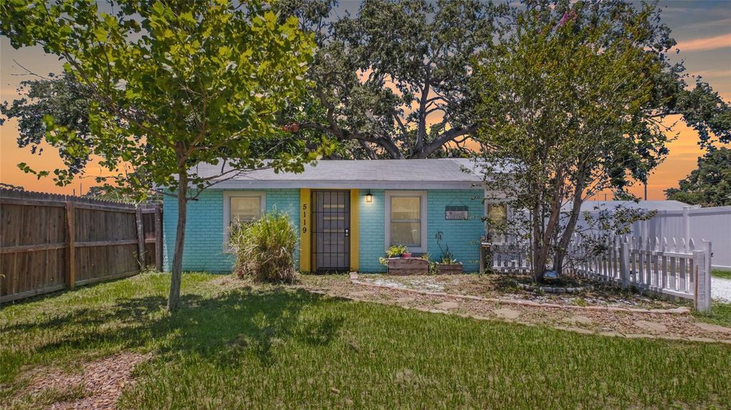 Photo of 5119 23rd Avenue S, Gulfport, FL 33707 (MLS # TB8398147)