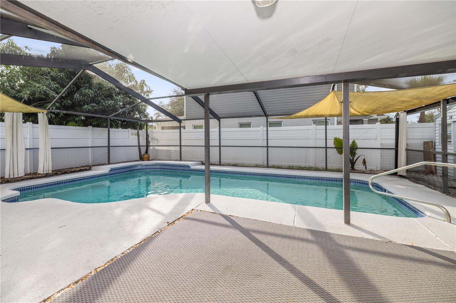 INTERBAY - Residential Lease