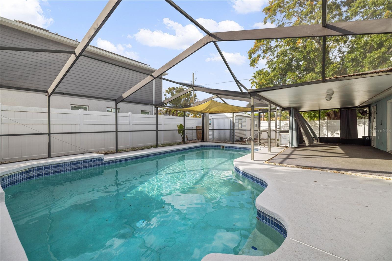 INTERBAY - Residential Lease