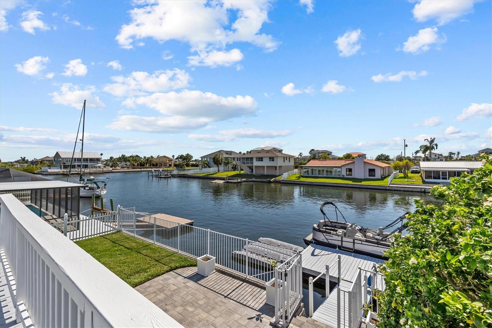HERNANDO BEACH - Residential
