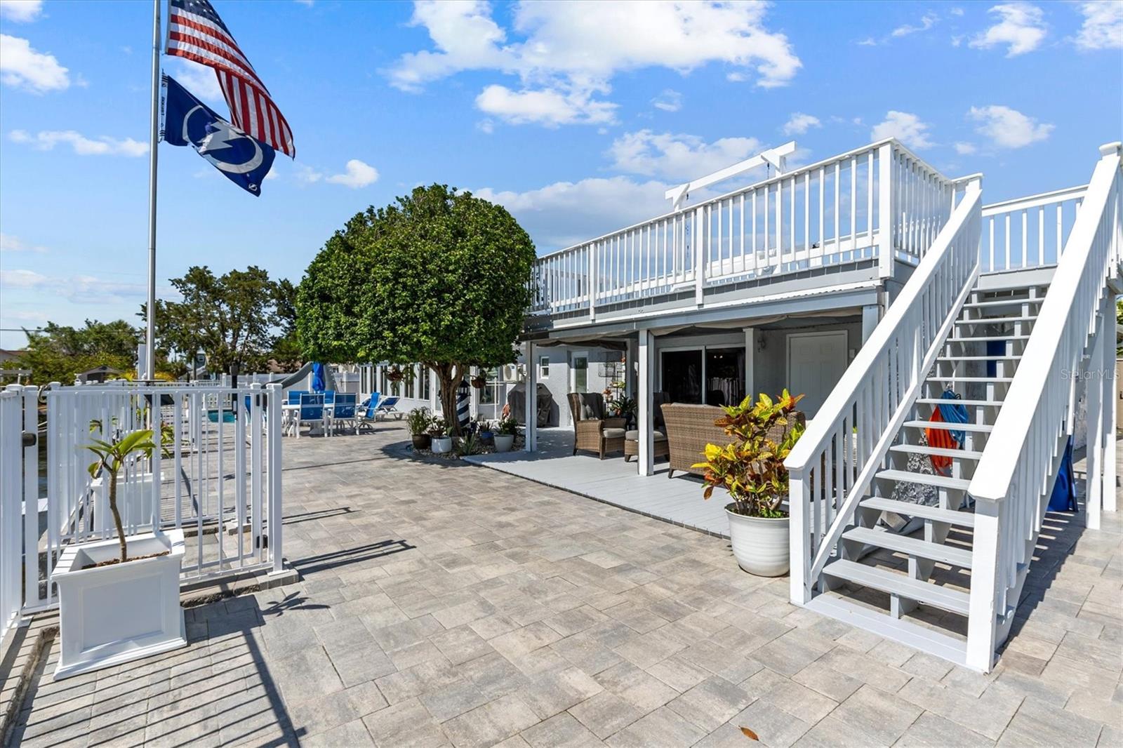 HERNANDO BEACH - Residential