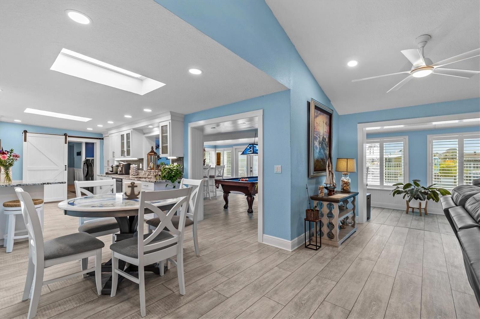 HERNANDO BEACH - Residential