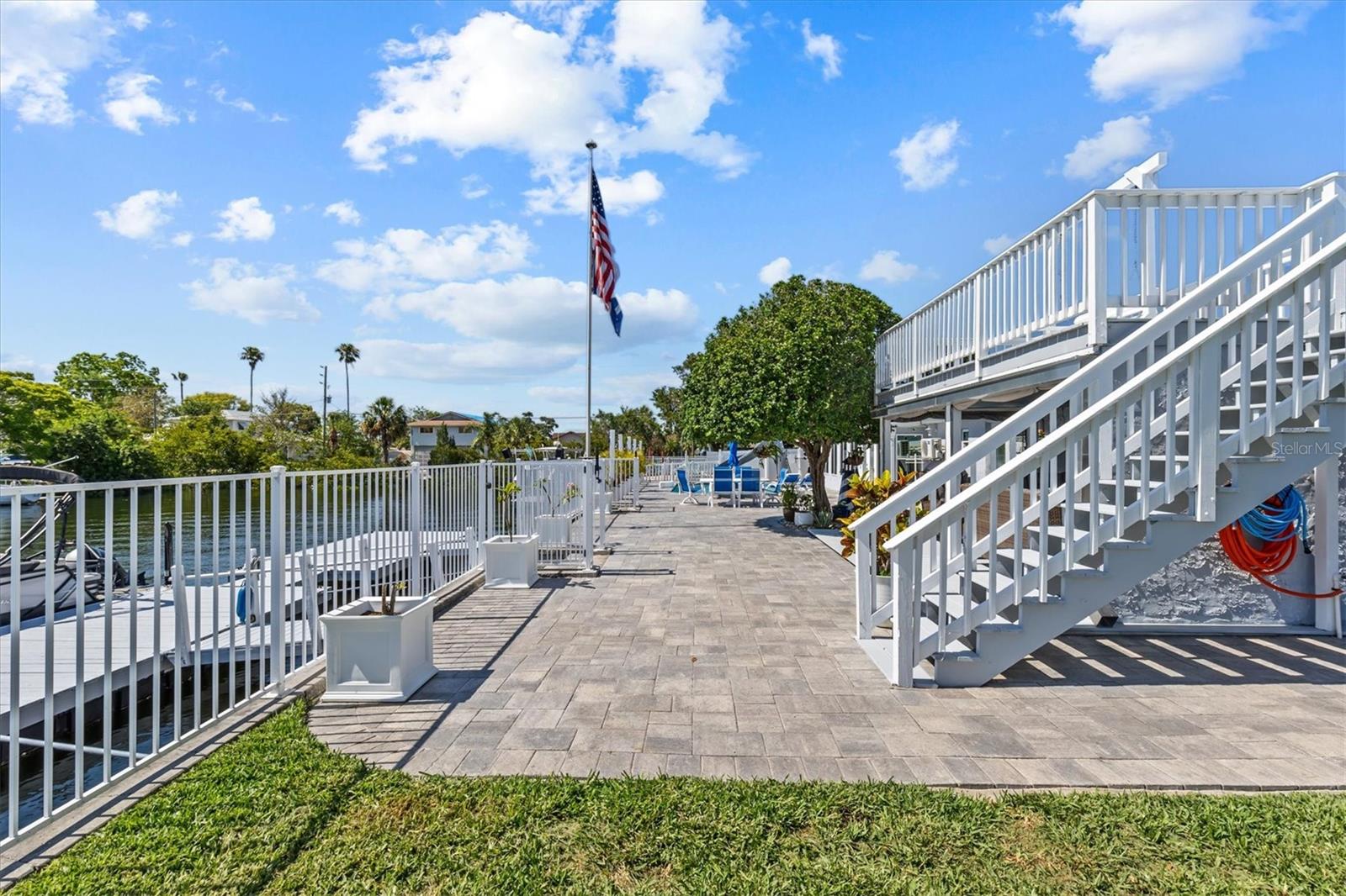 HERNANDO BEACH - Residential
