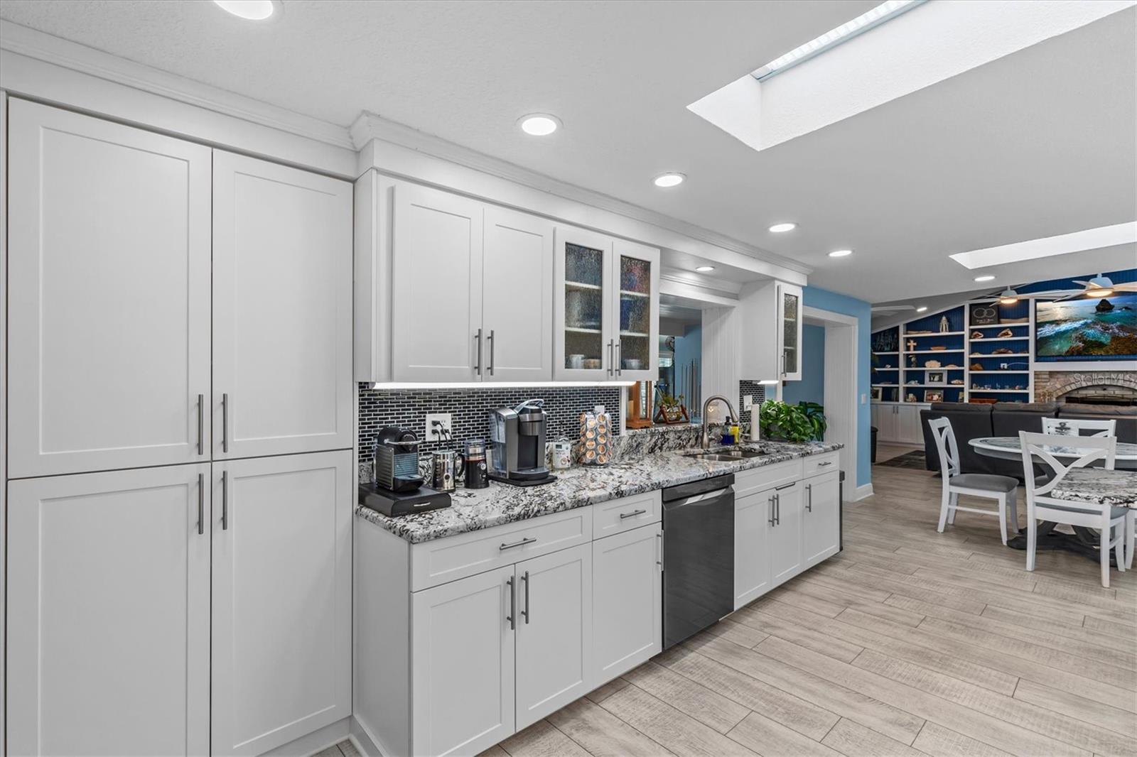 HERNANDO BEACH - Residential