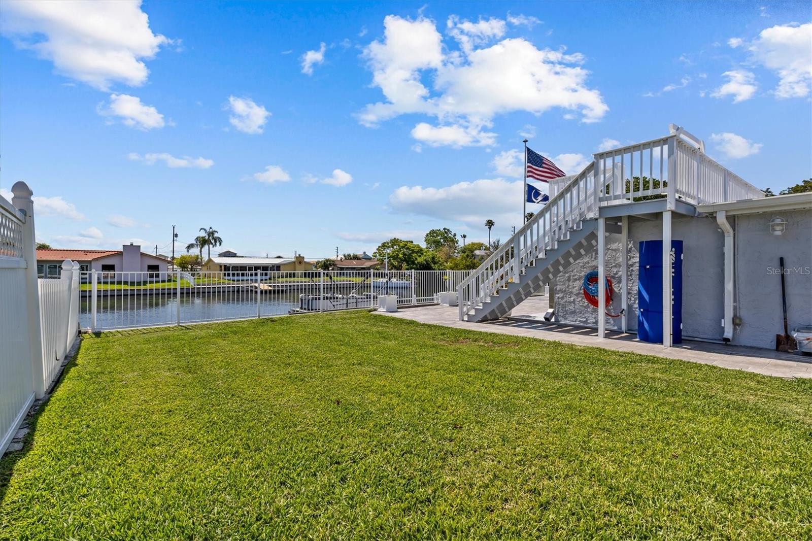 HERNANDO BEACH - Residential