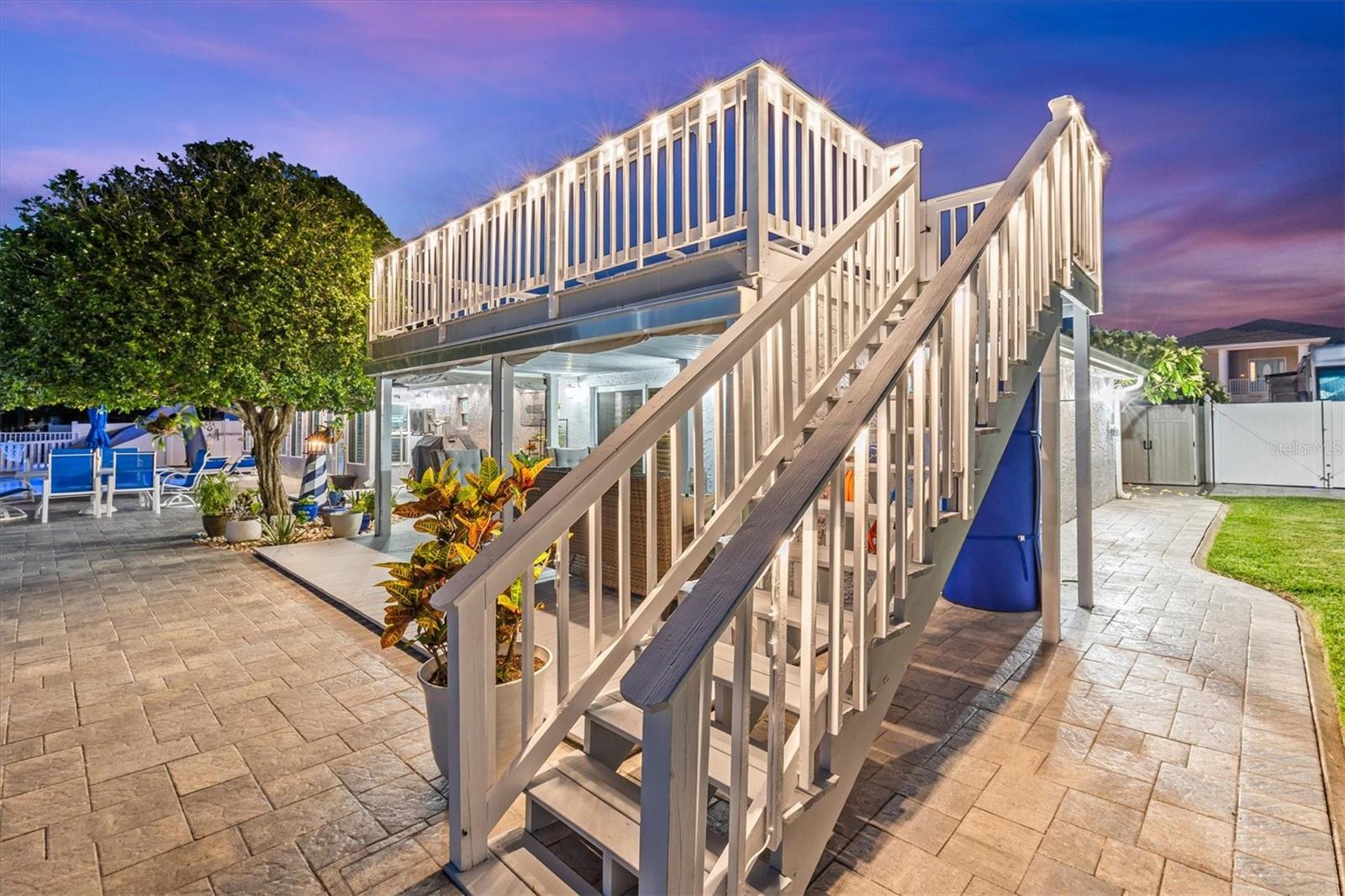 HERNANDO BEACH - Residential