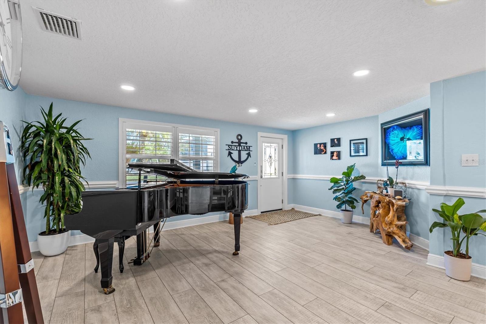 HERNANDO BEACH - Residential