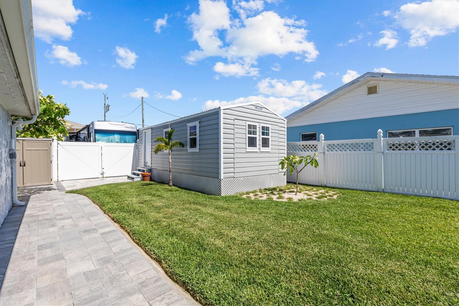 HERNANDO BEACH - Residential