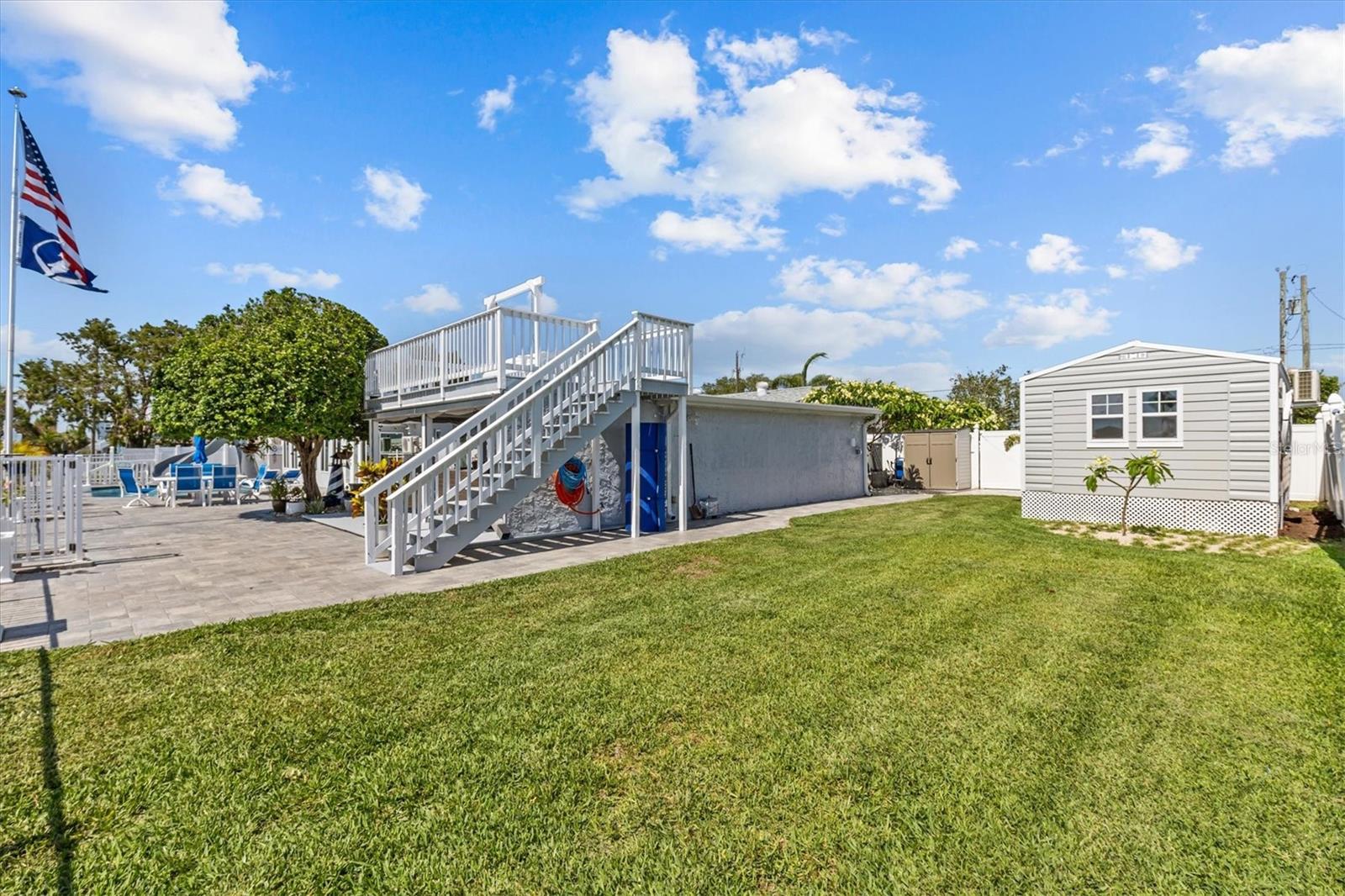 HERNANDO BEACH - Residential