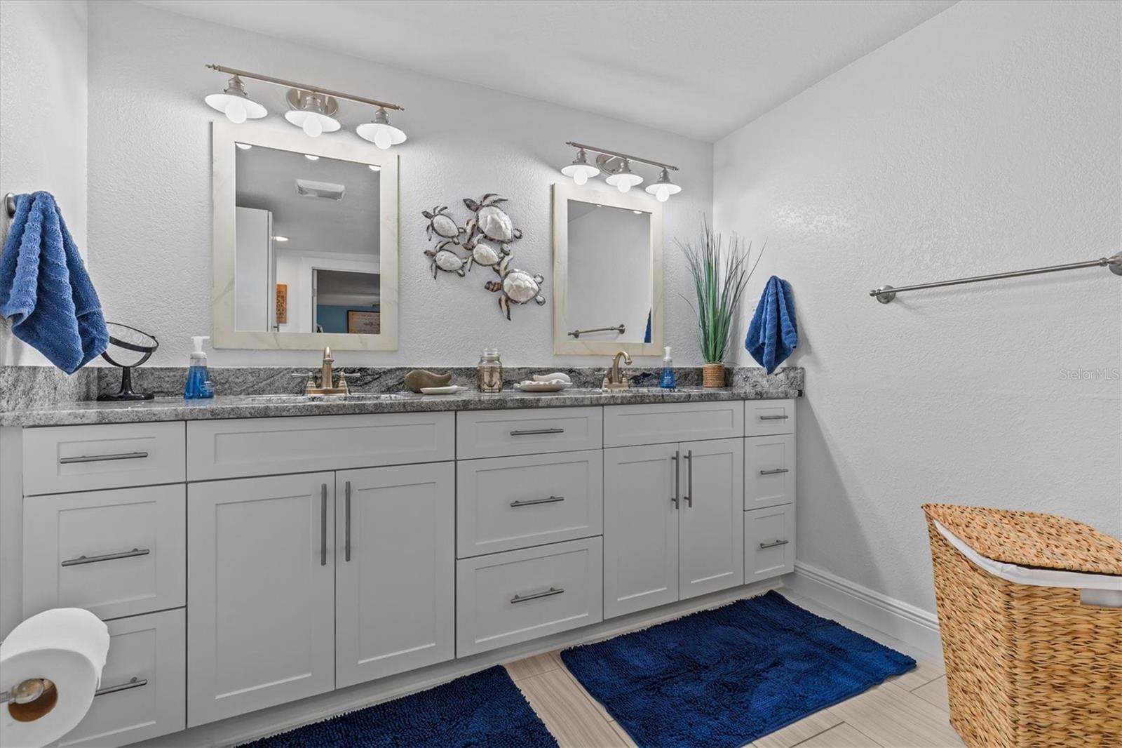 HERNANDO BEACH - Residential