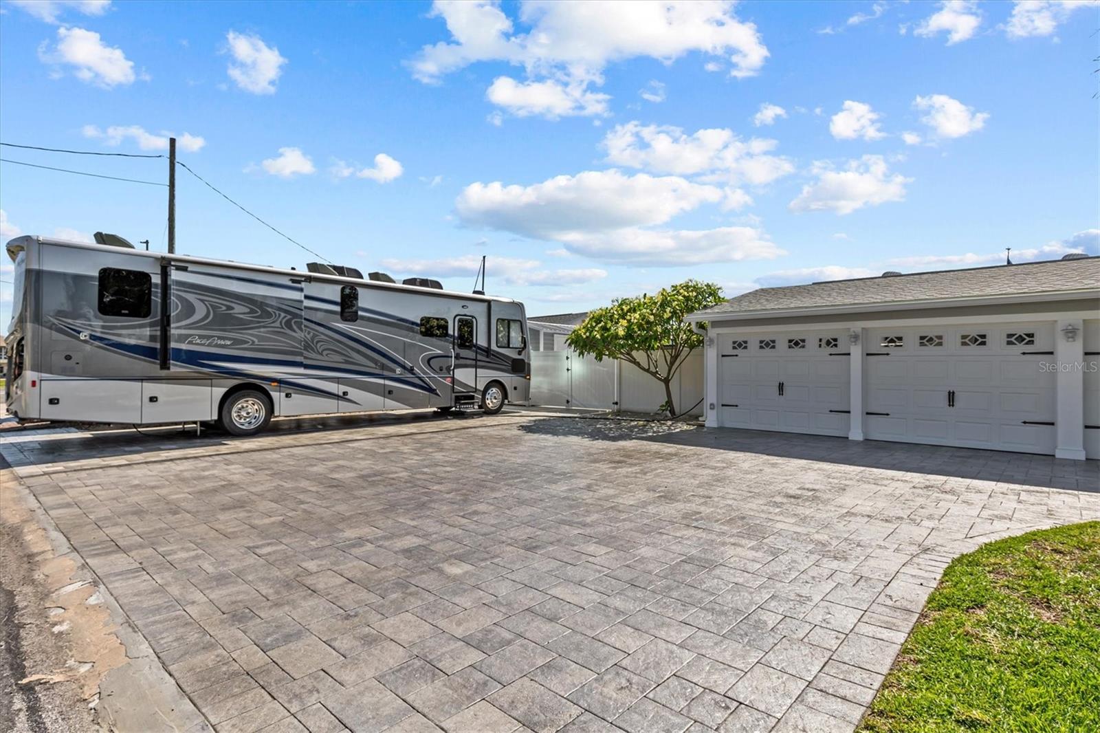 HERNANDO BEACH - Residential